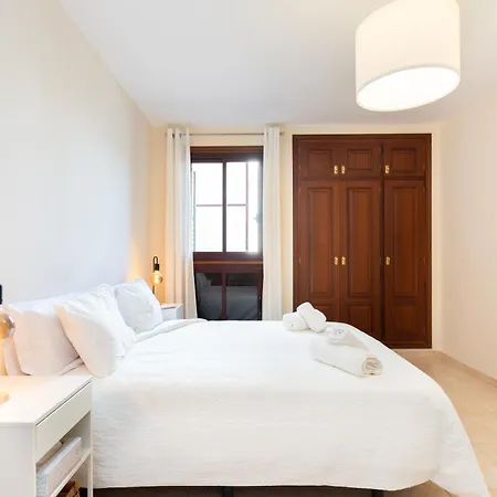 Home2book Design & Luminous Cruz Center Apartament Santa Cruz de Tenerife