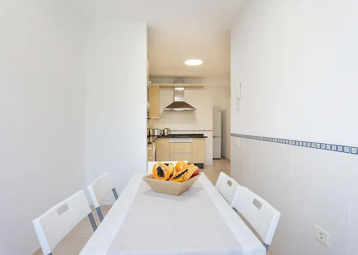 Apartman Home2book Design & Luminous Cruz Center